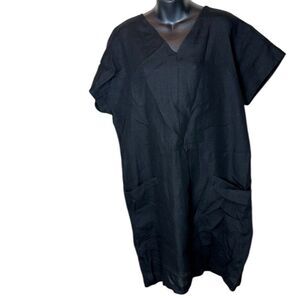Magiclinen black dress front pockets button back large summer vacation travel